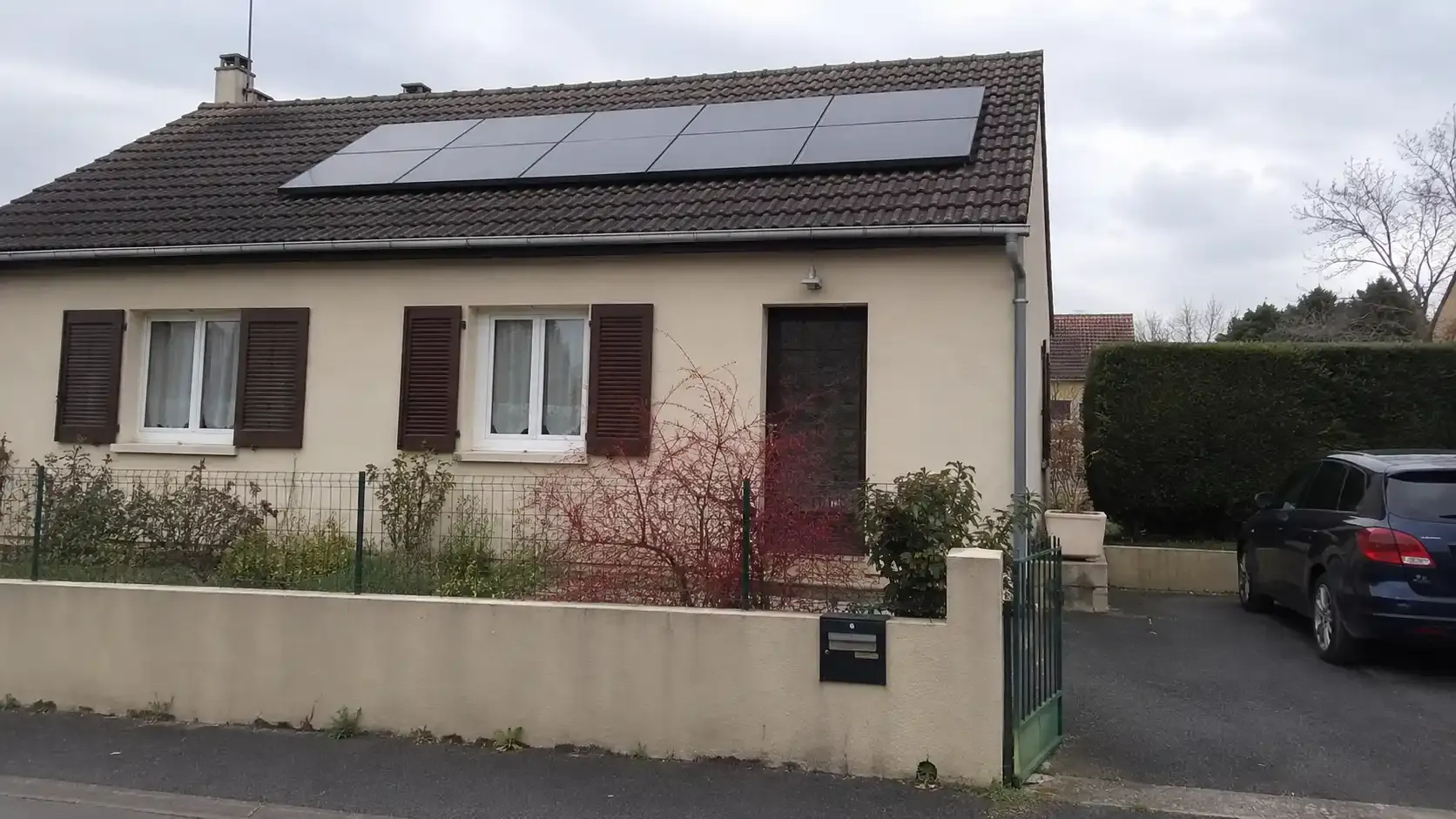 Image installateur panneaux solaires 7 installation photovoltaique maison